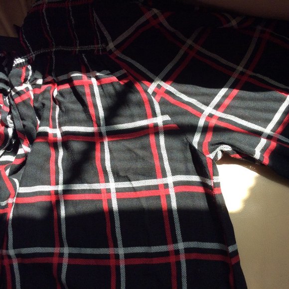 Love&Legend | Ladies Red, White & Black Lace up Plaid Blouse | Size 14 - Picture 13 of 13